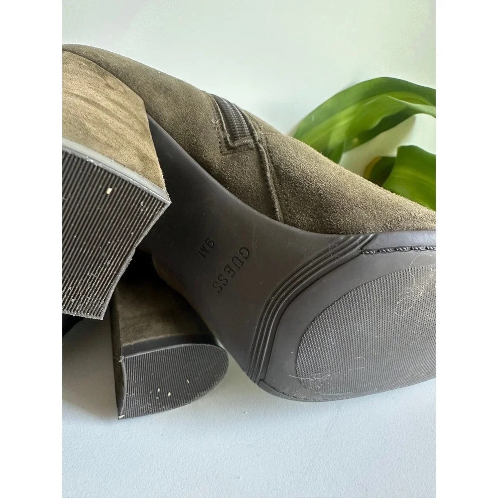 Guess Womens Olive Green Suede Ankle Boots Gold Button Block Heel Military Style